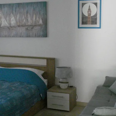 With Garden Appartement *