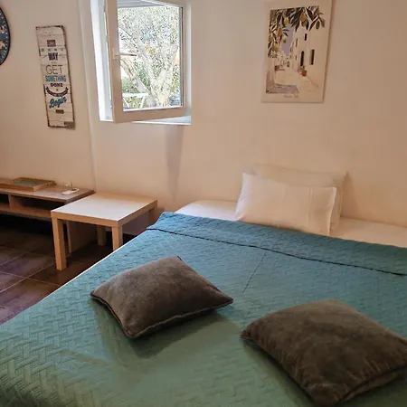 With Garden Apartament