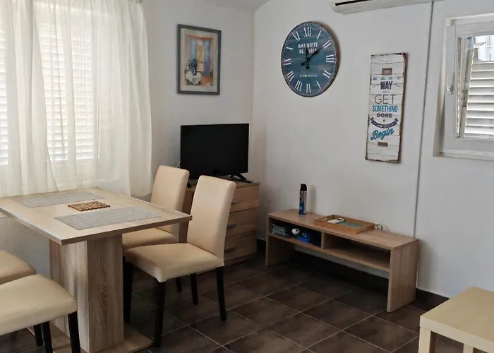 With Garden Appartement *